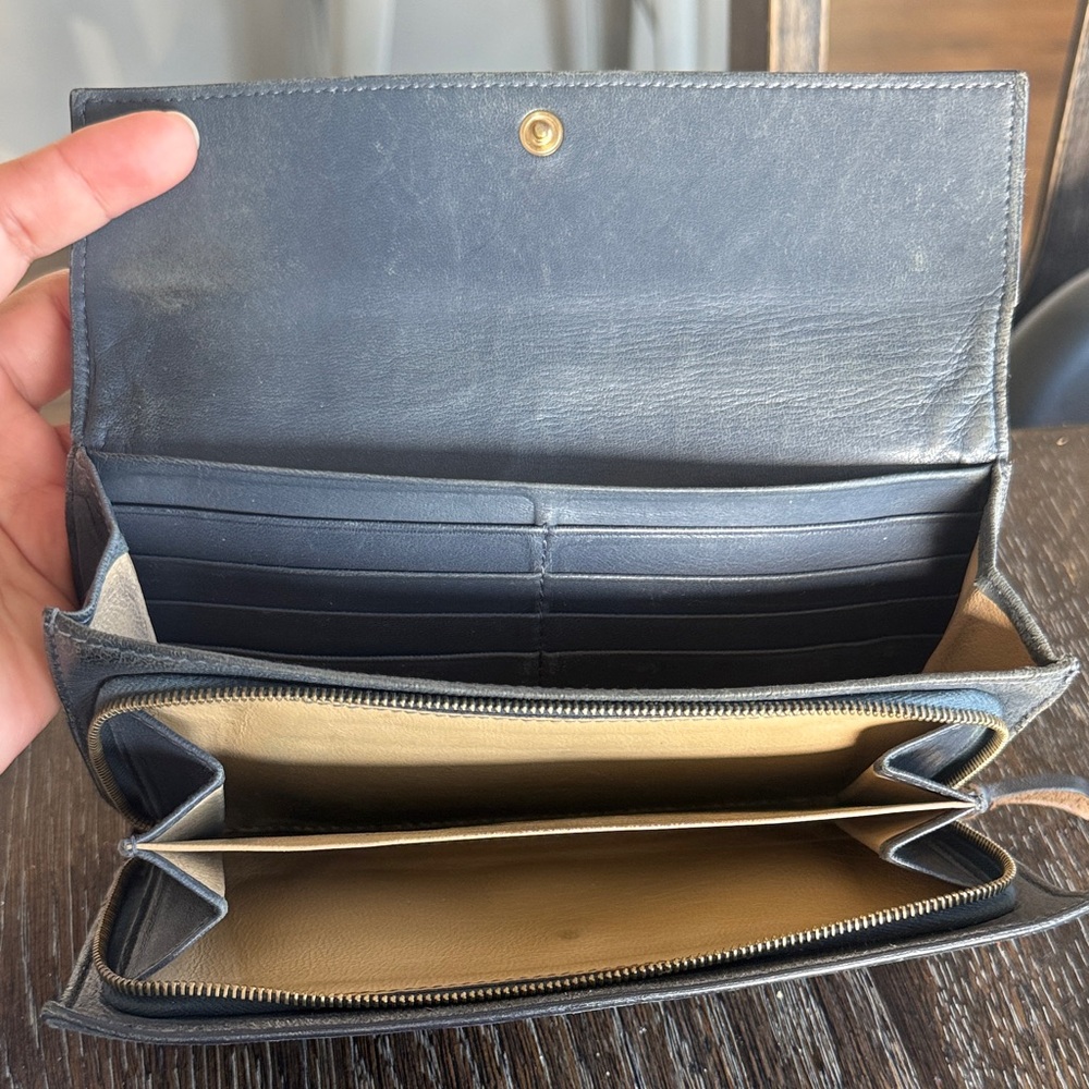 Bottega Veneta Dark Woven Leather Wallet - Picture 2 of 7